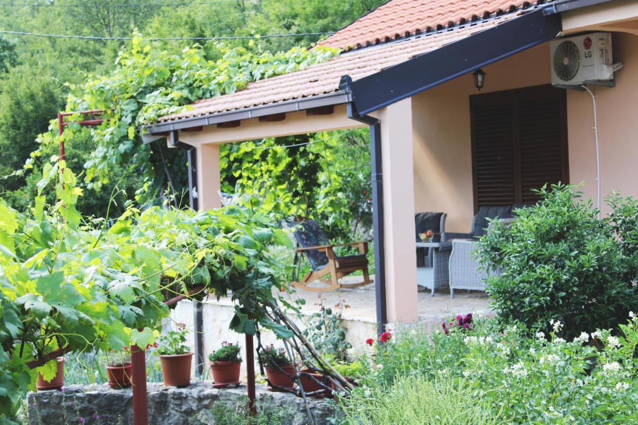 Holiday Home Gazevic 威尔帕扎 外观 照片